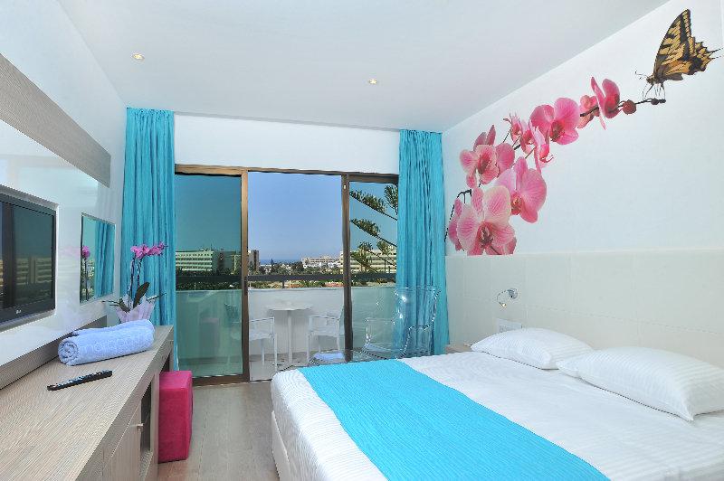 Margadina Hotel Agia Napa Exterior foto