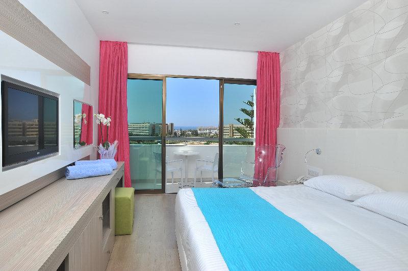 Margadina Hotel Agia Napa Exterior foto